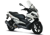 Aprilia SR Max 300